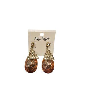 Pair of Citrine color Fashion Teardrop Crystal Bling Drop Earrings